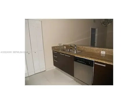 2525 SW 3 Avenue Miami FL 33129
