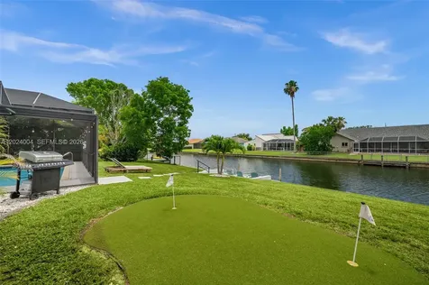 2102 SE 8th Street Cape Coral FL 33990