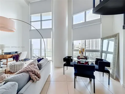 300 S Biscayne Boulevard Miami FL 33131