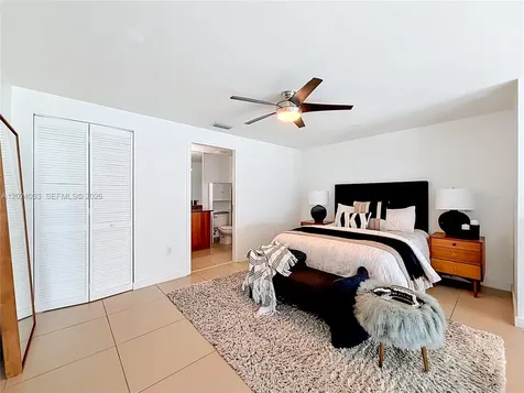 300 S Biscayne Boulevard Miami FL 33131