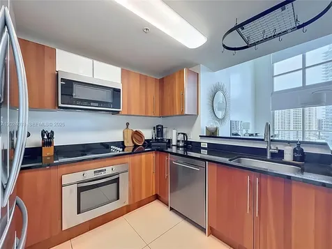 300 S Biscayne Boulevard Miami FL 33131