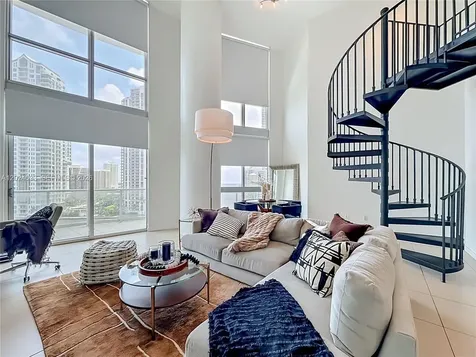 300 S Biscayne Boulevard Miami FL 33131