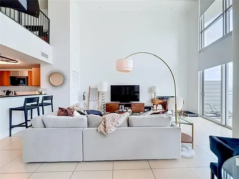 300 S Biscayne Boulevard Miami FL 33131