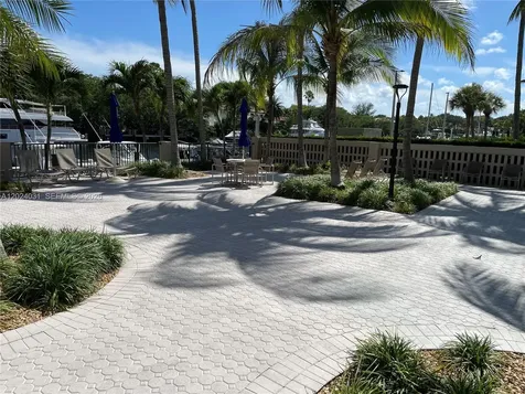 90 Edgewater Drive Coral Gables FL 33133