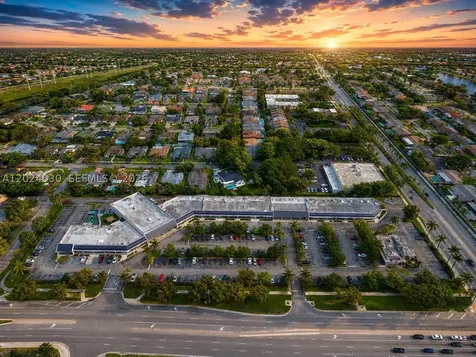 8919 Taft Street Pembroke Pines FL 33024