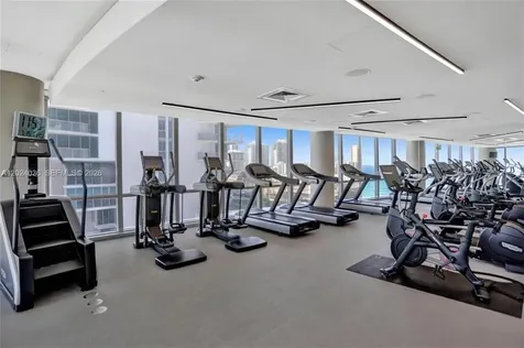 17121 Collins Avenue Sunny Isles Beach FL 33160