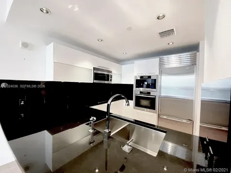 17121 Collins Avenue Sunny Isles Beach FL 33160