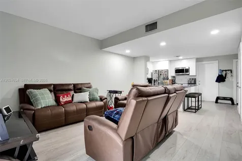 850 Sorrento Drive Weston FL 33326