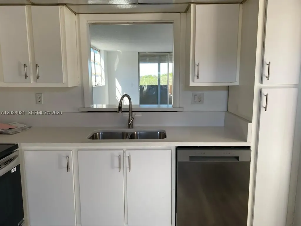 406 NW 68th Avenue Plantation FL 33317