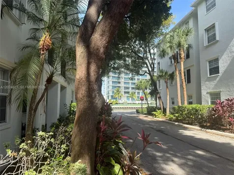 3215 NE 184th Street Aventura FL 33160