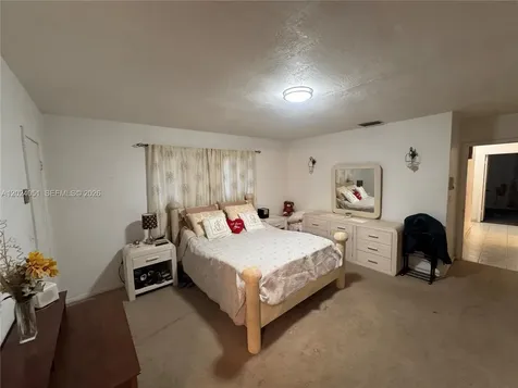 8121 SW 205th Street Cutler Bay FL 33189