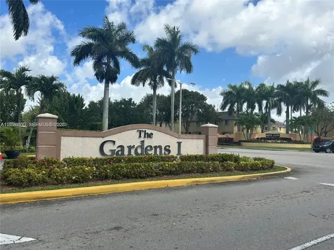 1271 SE 27th Street Homestead FL 33035