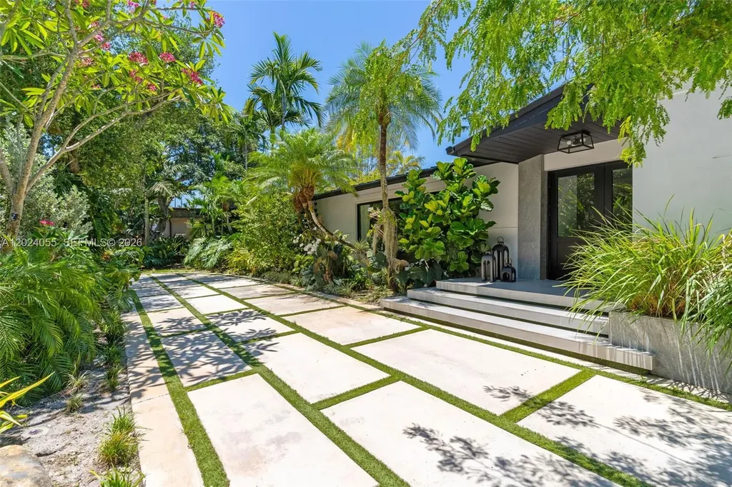13400 SW 70th Avenue Pinecrest FL 33156