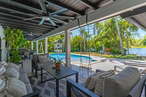 13400 SW 70th Avenue Pinecrest FL 33156