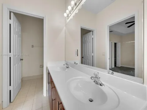2511 SE 15th Court Homestead FL 33035