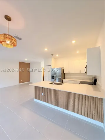 663 SE 13th St Circle Homestead FL 33034