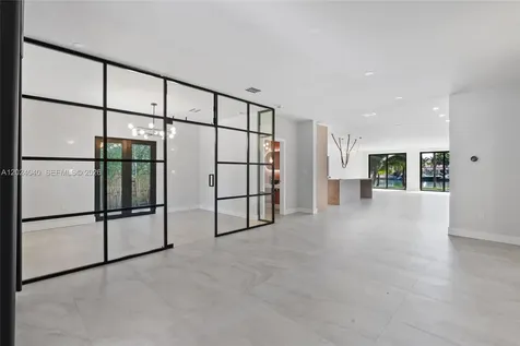 550 S Shore Drive Miami Beach FL 33141