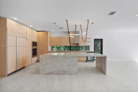 550 S Shore Drive Miami Beach FL 33141