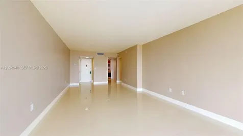 20100 W Country Club Drive Aventura FL 33180