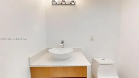 20100 W Country Club Drive Aventura FL 33180