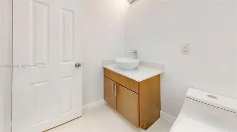20100 W Country Club Drive Aventura FL 33180