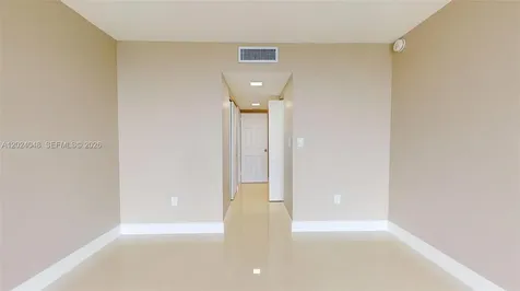 20100 W Country Club Drive Aventura FL 33180