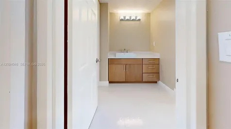 20100 W Country Club Drive Aventura FL 33180