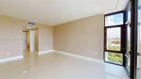 20100 W Country Club Drive Aventura FL 33180