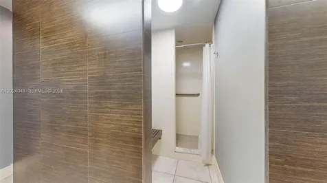 20100 W Country Club Drive Aventura FL 33180