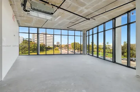 21290 Biscayne Aventura FL 33180