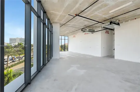 21290 Biscayne Aventura FL 33180