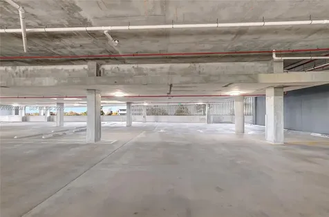 21290 Biscayne Aventura FL 33180
