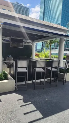 185 SE 14th Terrace Miami FL 33131