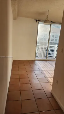 185 SE 14th Terrace Miami FL 33131
