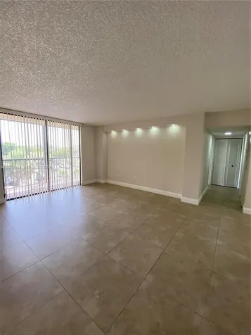 8635 NW 8th Street Miami FL 33126