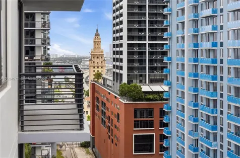 697 N Miami Avenue Miami FL 33136