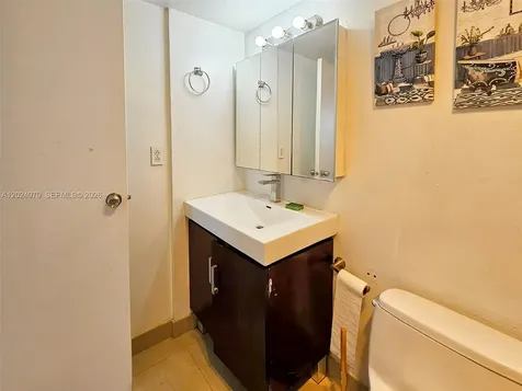 100 Bayview Drive Sunny Isles Beach FL 33160