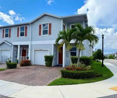 906 SE 17th Street Homestead FL 33034