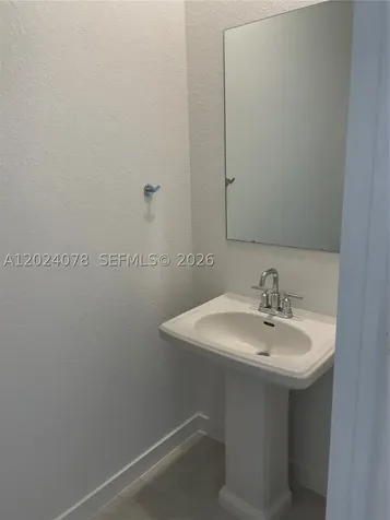 906 SE 17th Street Homestead FL 33034