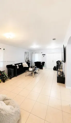 11001 SW 218th Terrace Miami FL 33170