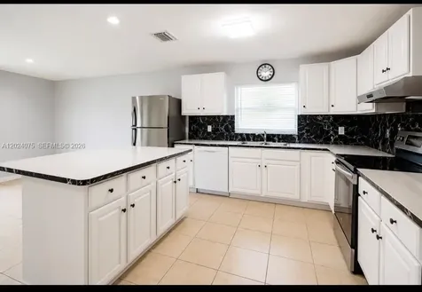 11001 SW 218th Terrace Miami FL 33170