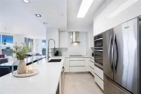 888 Brickell Key Drive Miami FL 33131