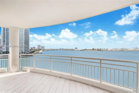 888 Brickell Key Drive Miami FL 33131