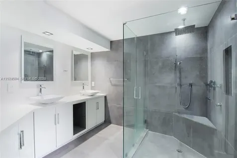 888 Brickell Key Drive Miami FL 33131