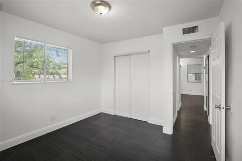 37 SW 14th Street Dania Beach FL 33004