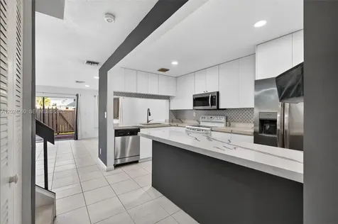 5843 Woodlands Boulevard Tamarac FL 33319