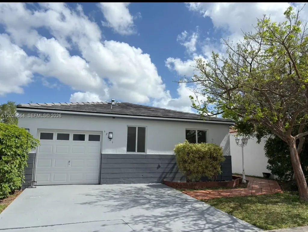 17221 SW 142nd Court Miami FL 33177