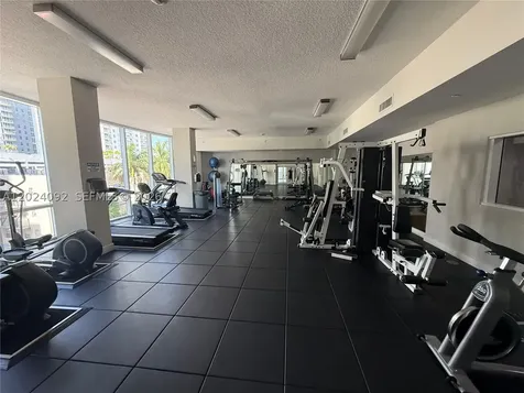 601 NE 23rd Street Miami FL 33137