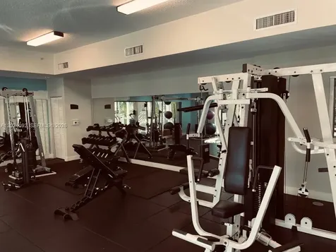 601 NE 23rd Street Miami FL 33137