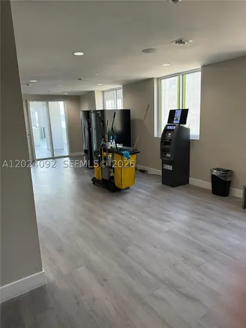 601 NE 23rd Street Miami FL 33137